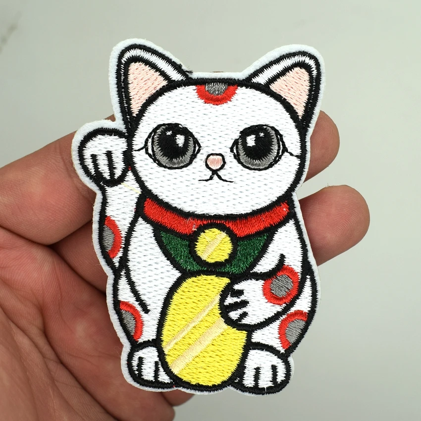 1 шт Япония Lucky Cat Вышитые нашивки швейная аппликация Одежда Обувь Сумки украшение