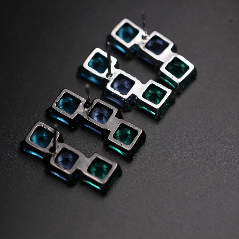Квадратные цветные Серьги пусеты boho для женщин зеленые стеклянные кристаллы