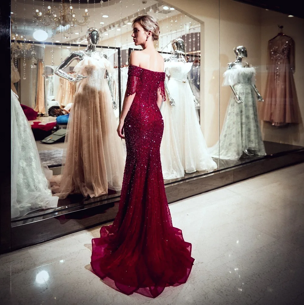 Vivian's Bridal милое роскошное вечернее платье цвета винного золота с кисточками и