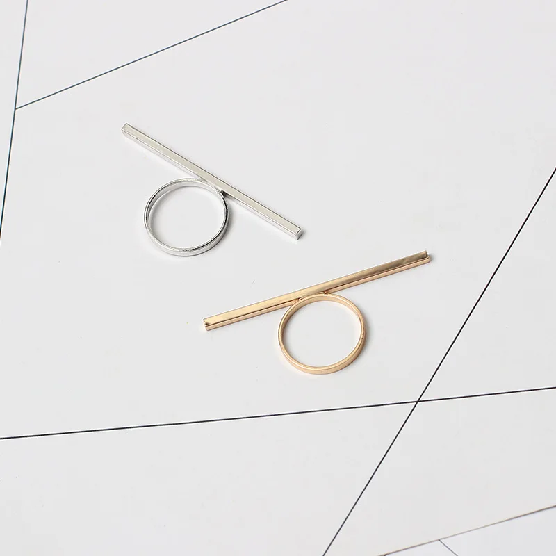 Длинное кольцо с одной линией соединительные кольца на костяшки минималистичное