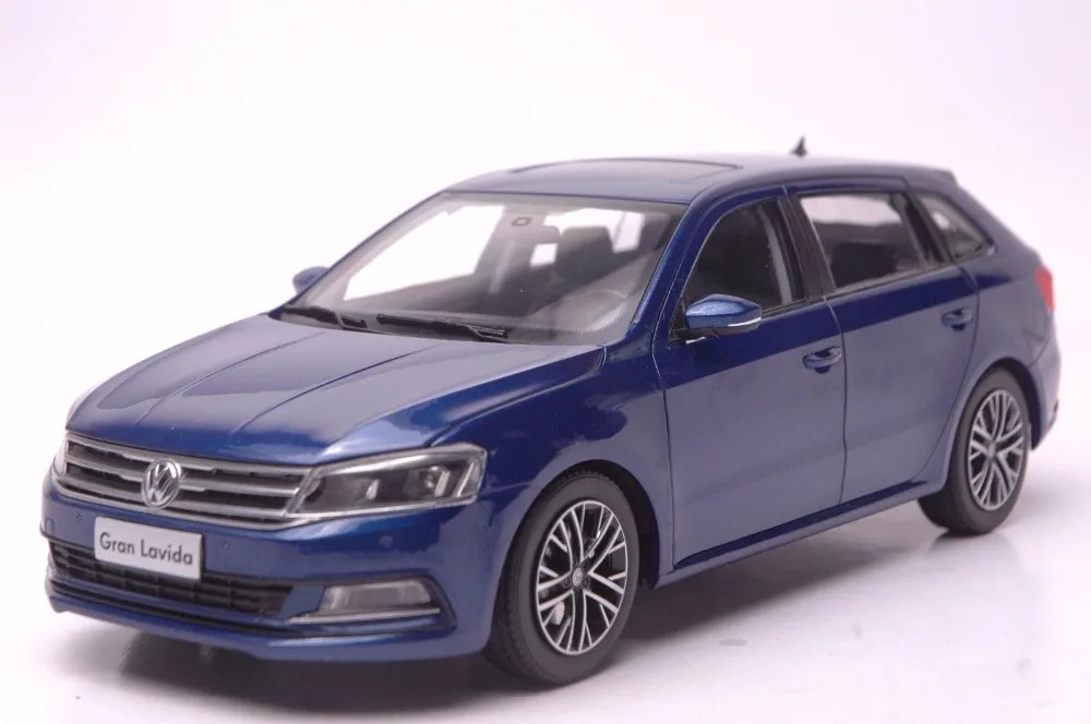 Модель литая в масштабе 1:18 для Volkswagen VW Gran Lavida 2015 голубой вагон игрушечный