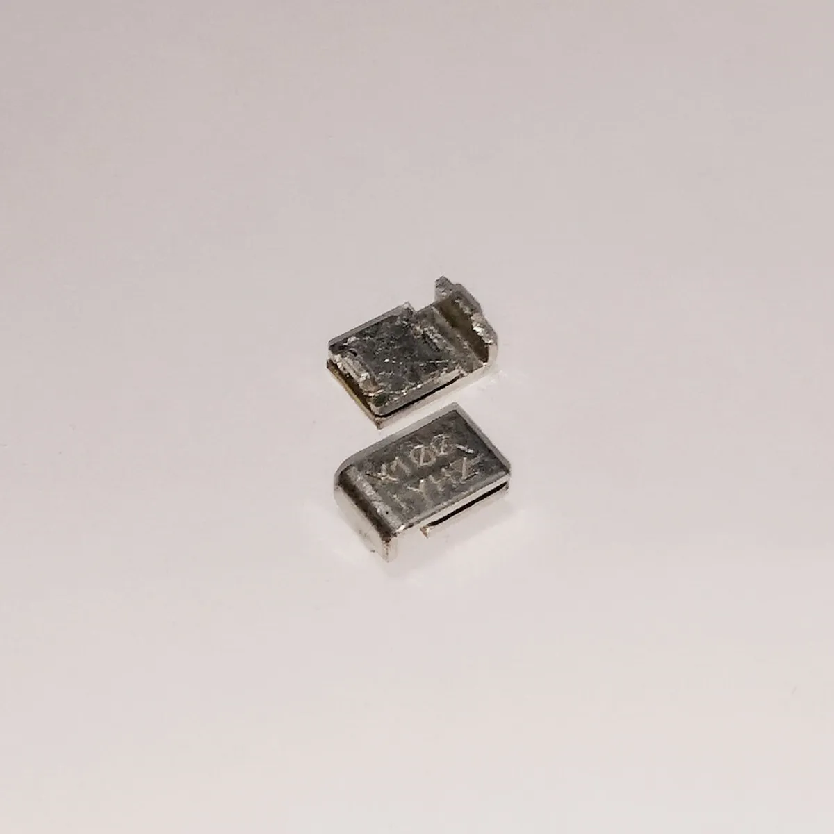 

10 шт. SMD100-2 30v 1A патч самовосстанавливающийся предохранитель SMD посылка новый бренд оригинал