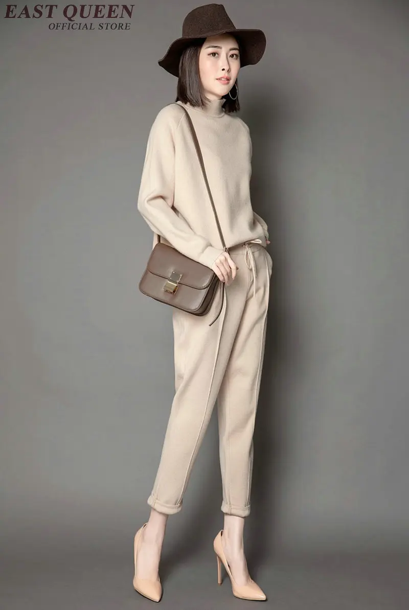 Женский костюм двойка с длинным рукавом и высоким воротом однотонный осенний