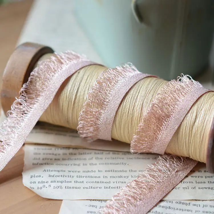 hot sale Lace accessories Three-colored tendrils bordered with gold silk lace width 2cm h0204 | Дом и сад