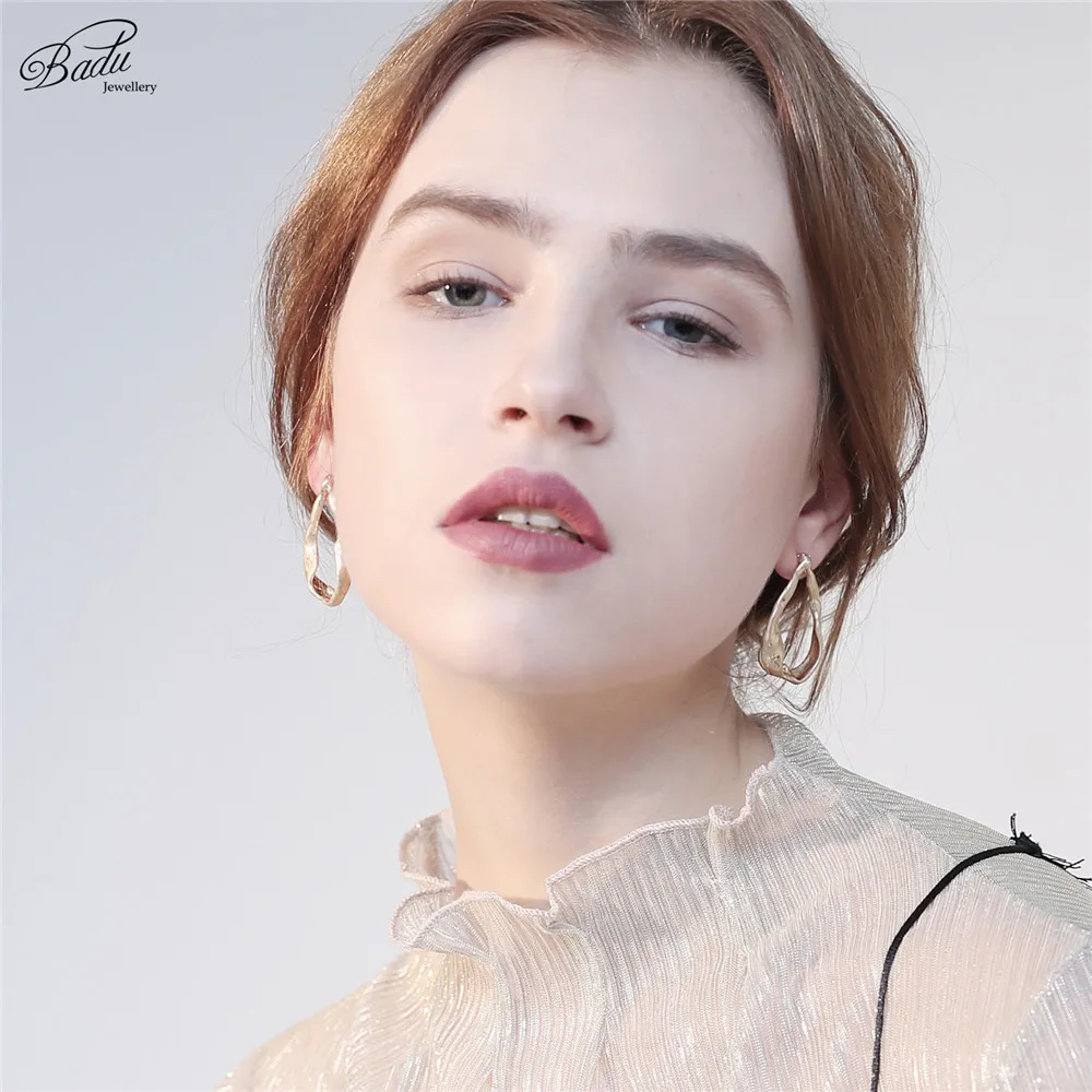 Badu Simple Fashion Earring Geometric Studs for Women Gold Earrings Jewelry Vintage Alloy Hollow Statement Wholesale | Украшения и