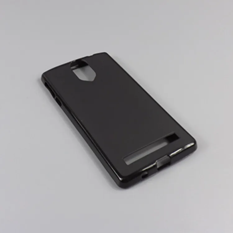 Мягкий пластиковый чехол для Wileyfox Storm противоскользящий силиконовый ТПУ тонкий