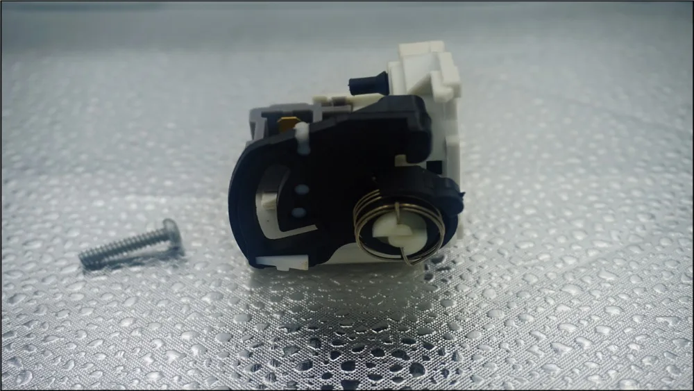 Подходит для RENAULT CLIO 2/SCENIC багажник электродвигатель центрального замка 7700435694