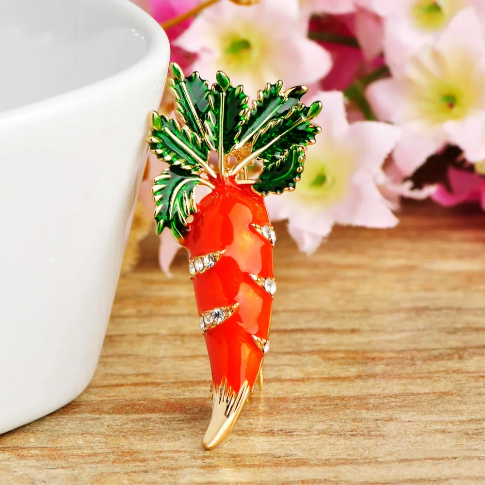 Эмалированная брошь в форме редьки стиле Харадзюку стразы моркови овощи зажим