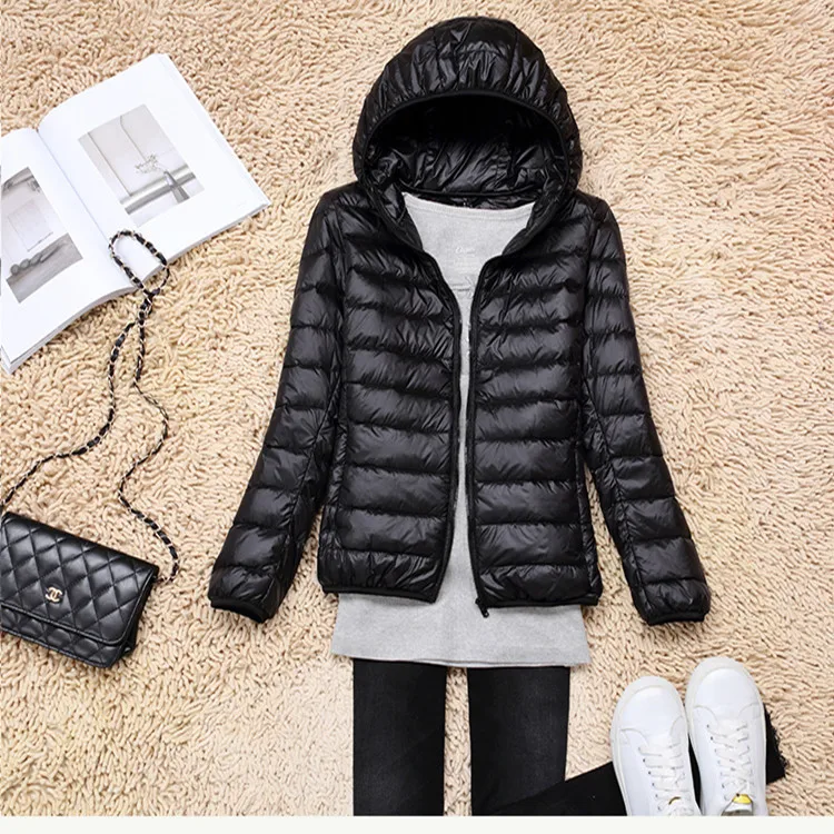 Зимняя женская куртка новый стиль модная Легкая короткая тонкая с капюшоном плюс
