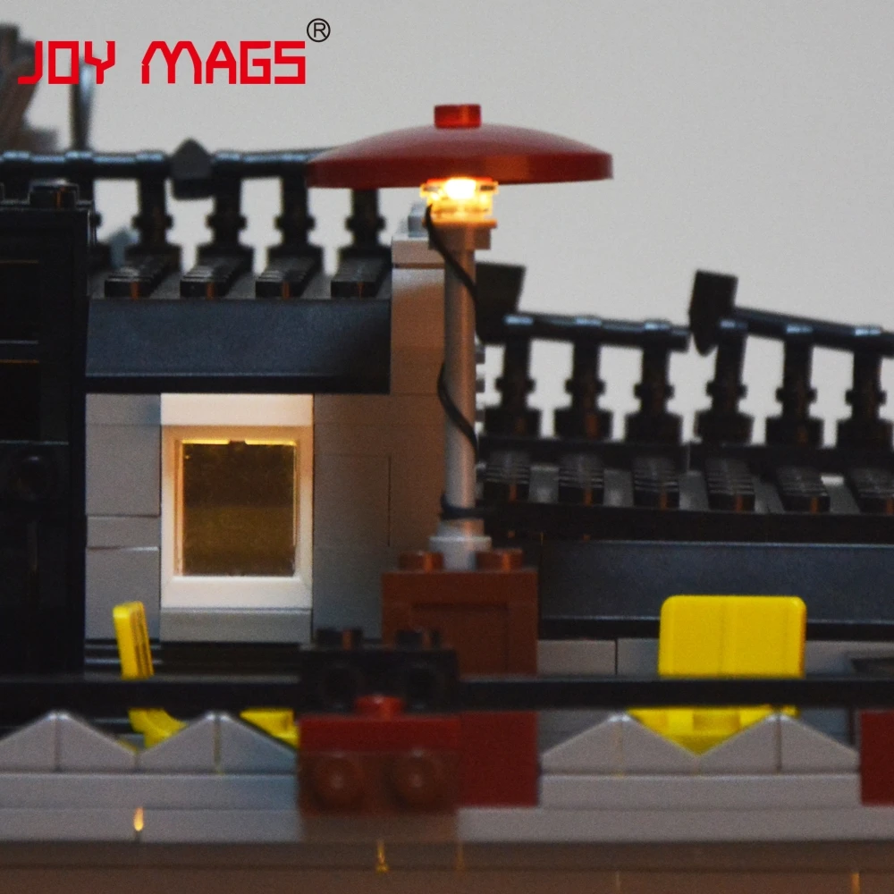 Комплект светодиодсветильник JOY MAGS Only для 10185 уличной зеленой машины совместим с