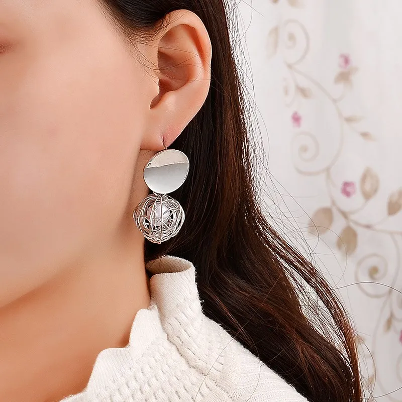 Женские серьги-гвоздики простые металлические круглые жемчужные серьги