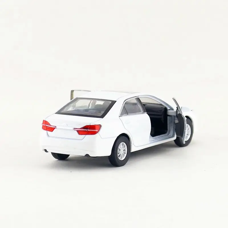 Модель под давлением Welly масштаб 1:36 Японская Игрушка Toyota Camry образовательная