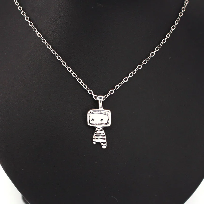 

hzew little boy alien astronaut pendant necklace