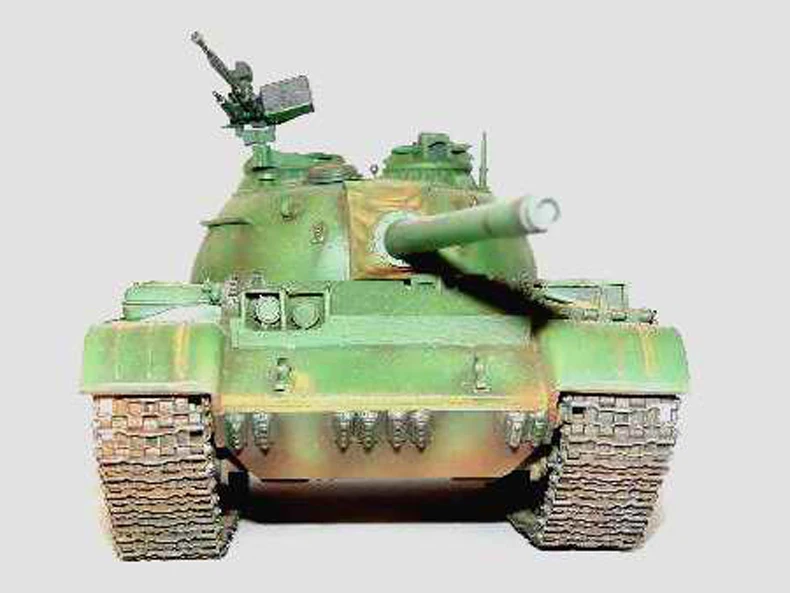 Пластиковые весы Trumpeter модель 1/35 00340 Русская резервуара 1951 наборы модельных