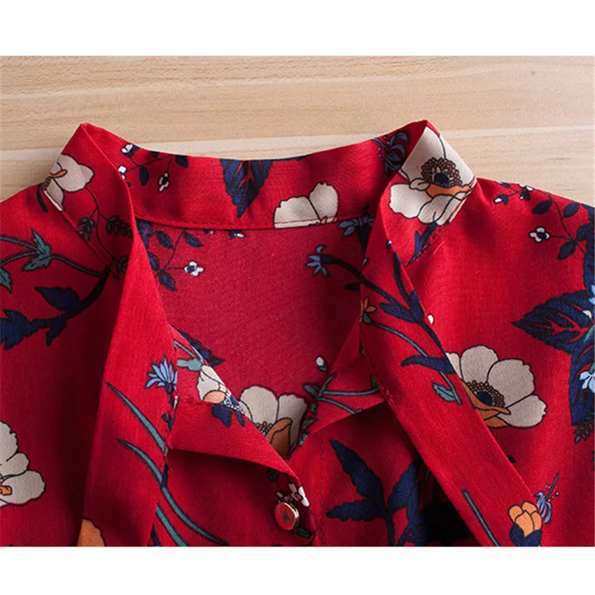 Женское платье с бантом длинное плиссированное зеленого цвета длинным рукавом