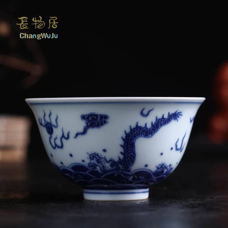 Чашки Changwuju в цзиндэчжэне блюдца сине белая чашка китайского чайного кунг фу