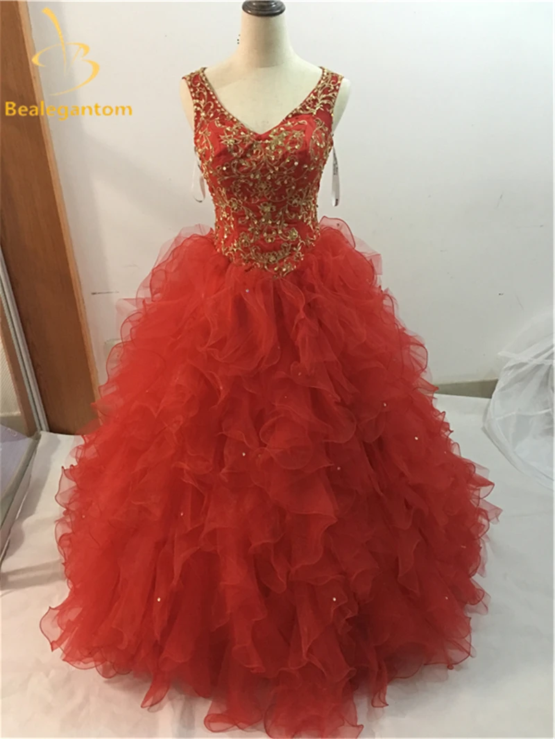 

2019 New Hot Sexy Beading Embroidery Red Quinceanera Dresses Ball Gowns Party Gowns Dress For 15 Years Vestido De 15 Anos QA509