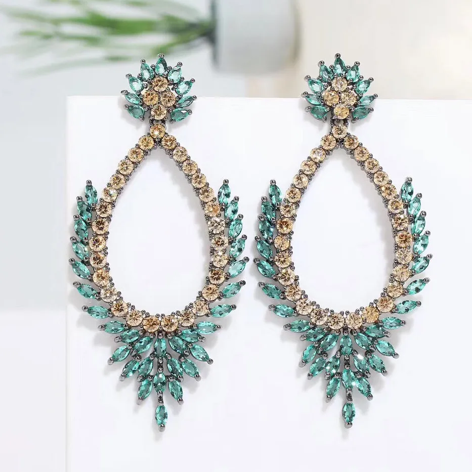 Женские серьги GODKI яркие длинные с каплями воды свадебные кубическим