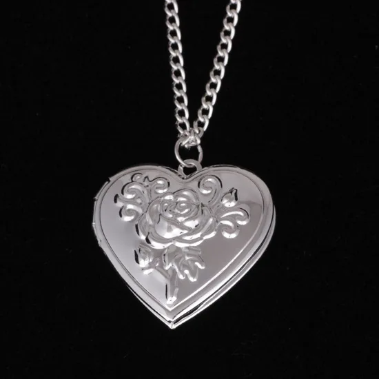 

Latest Styles Heart Shaped Chrysanthemum Pattern Jewelry Exquisite Can Be Open Photo Locket Wish Necklaces Jewelry
