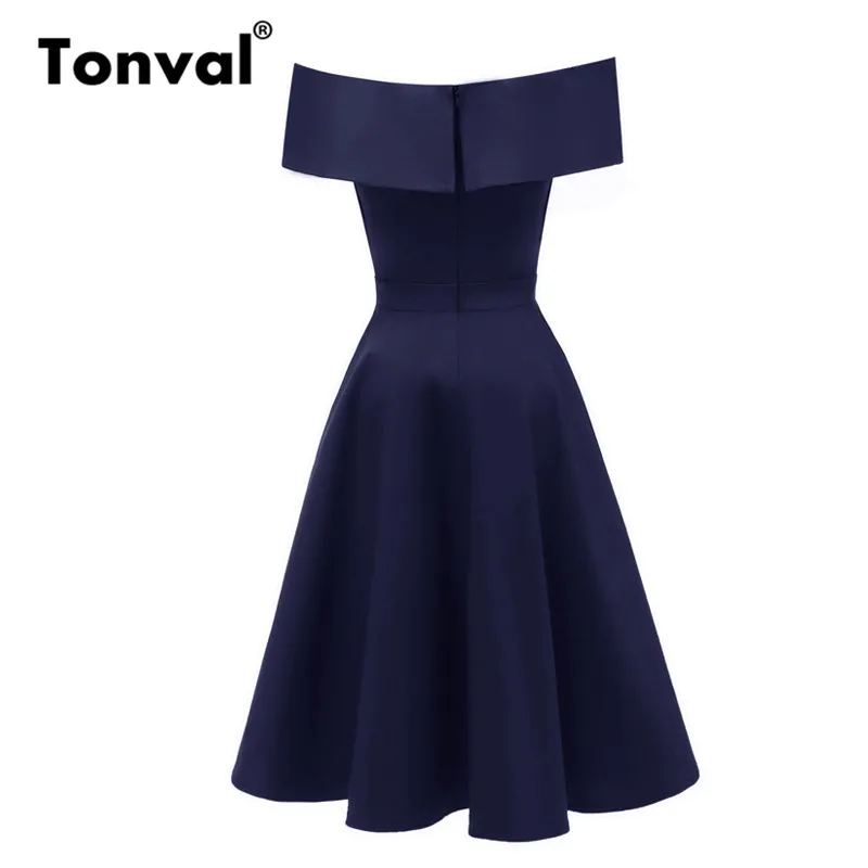 Женское винтажное платье туника Tonval черное элегантное однотонное с открытыми