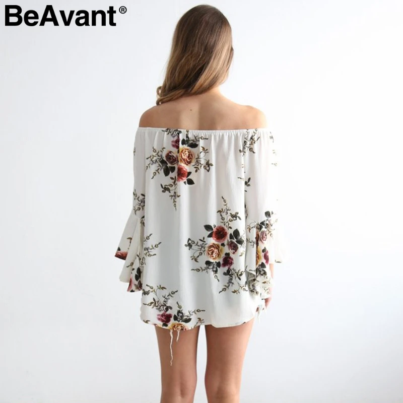 Женская шифоновая блузка с открытыми плечами BeAvant белая Повседневная Блузка