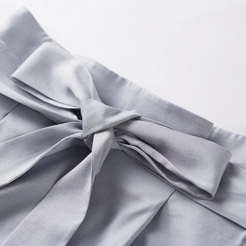 Женские шорты с поясом ARTKA серые свободные высокой талией повседневные KA15290X лето