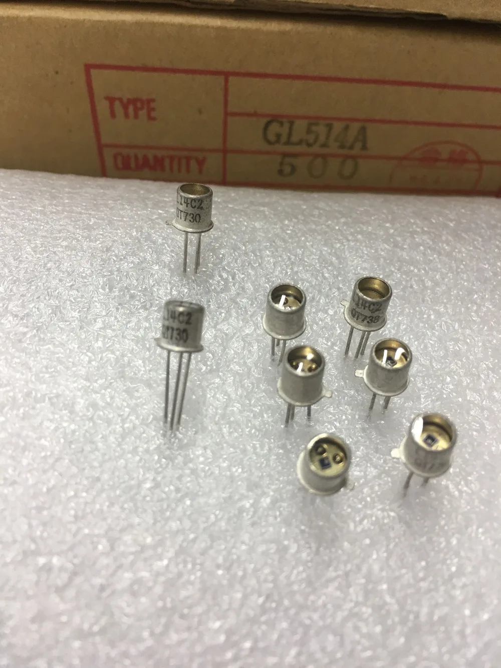 

5PCS/LOT New original L14C2 TO-18 CAN3 Silicon phototransistor