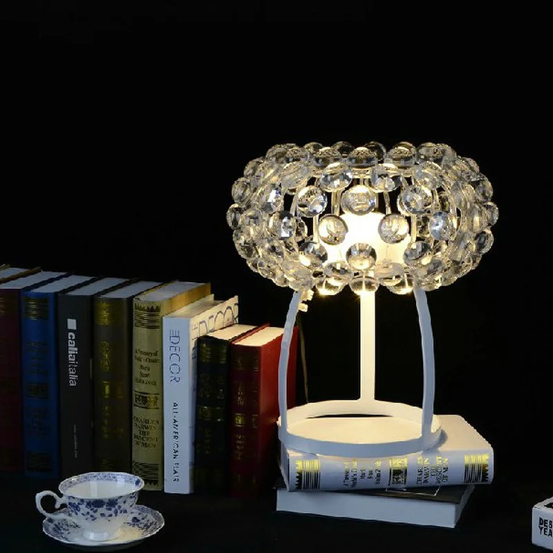 IKVVT современная акриловая настольная лампа индивидуальный Лофт спальня гостиная