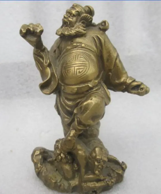 

Collection of old copper doors catch ghost statue in ancient China