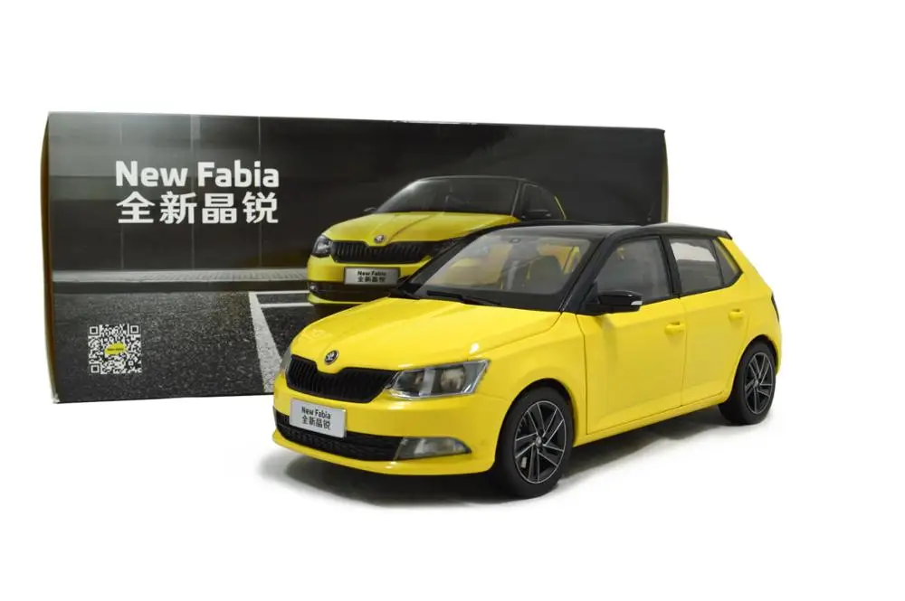 1/18 1:18 1 18 весы Skoda новый Fabia 2015 желтый Статический Моделирование литья под