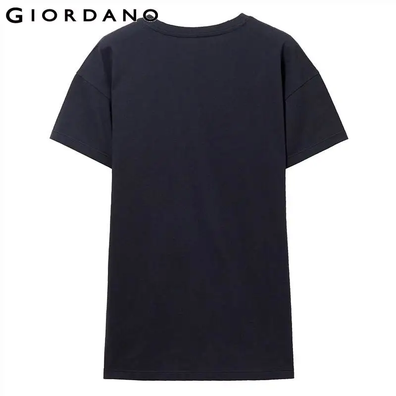 Giordano .женская футболка с v-образным вырезом воротника так же имеется печатный