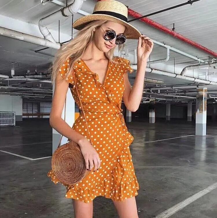 2019 Summer Polka Dot Wrapped Dress V Neck Ruffles Sexy Mini Slim Bodycon Vacation Beach | Женская одежда