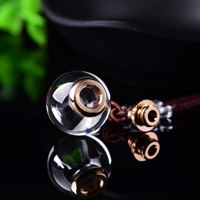 Оптовая продажа кулон из белого натурального кристалла резной в виде бутылки