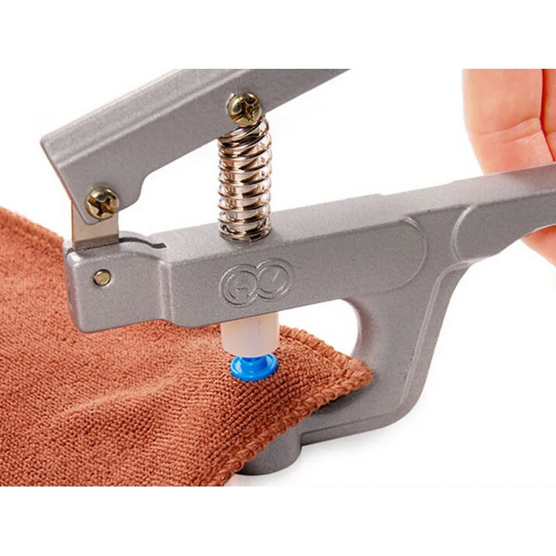 

Funny DIY Sewing Craft Tool Hand Setter Tool Fastener Kam Snaps Press Plier for T3 T5 T8 Resin Plastic Bottons