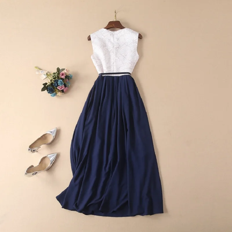 Платье женское длинное с треугольным вырезом и принтом в виде листиков без