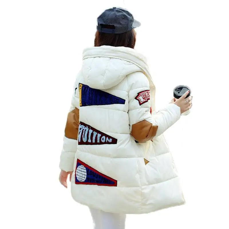 Женская зимняя куртка свободного покроя с принтом в стиле милитари средней