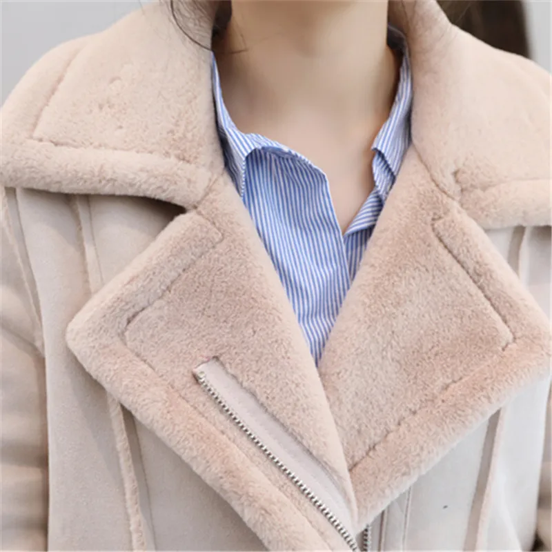 Женское длинное шерстяное пальто элегантное белое составного кроя на молнии с