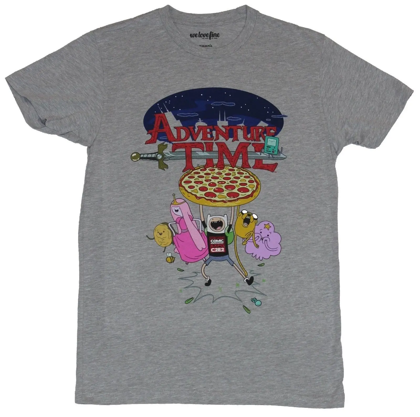 Adventure Time Мужская футболка-Finn Jake &amp Cast Pizza Виктории C2E2 Expo изображение мультфильм