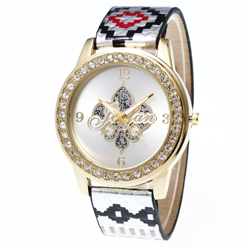 Женские кварцевые часы элегантные с бриллиантами цифровые из искусственной кожи