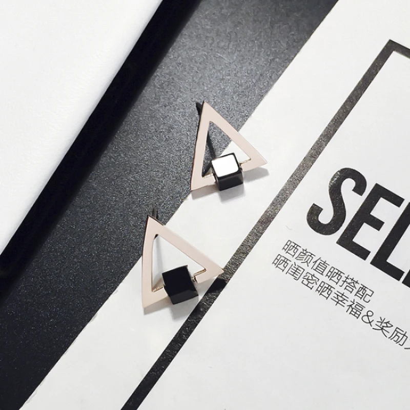 Meicialandat 2019 Jewelry triangular Stud Earrings For Women Christmas earrings for women fashion earring stud Earring | Украшения и