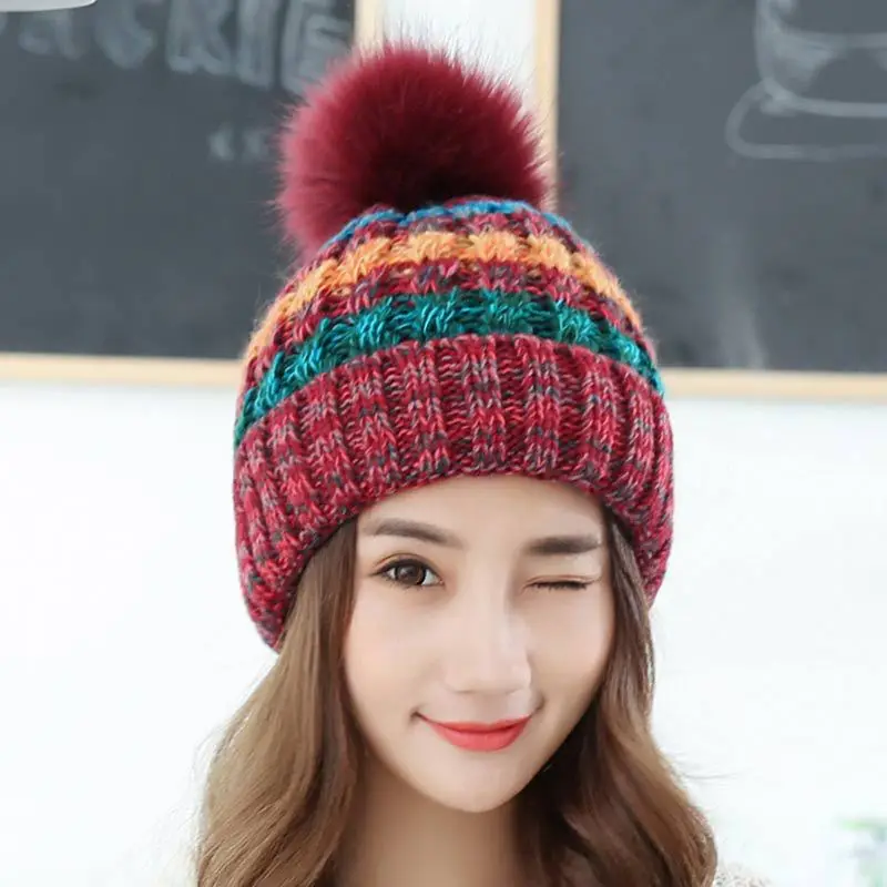 

[DINGDNSHOW] 2019 Fashion Knitted Hat Lady Beanies Hat Cotton Winter Cap Striped Bonnet Hat Women Warm Skullies Hat