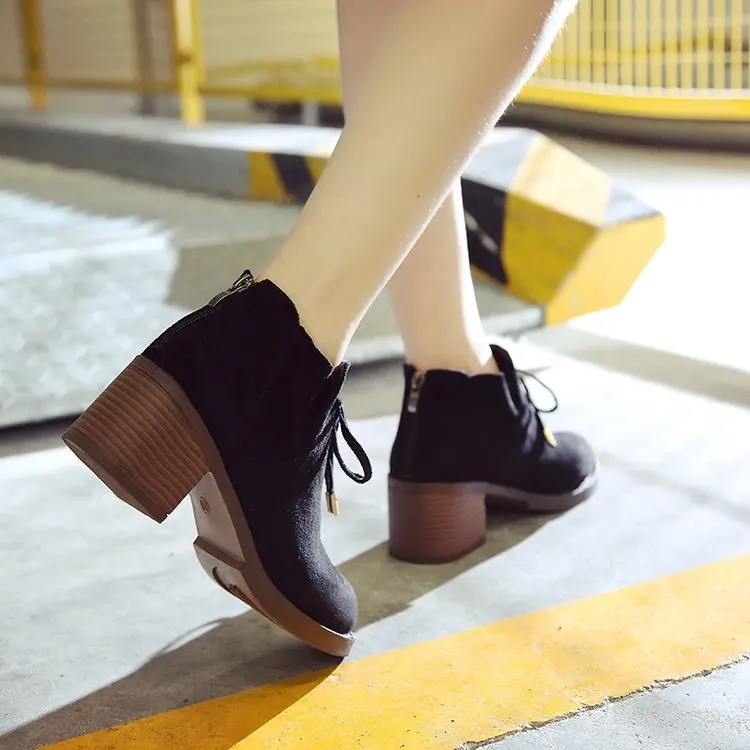 2018 для женщин ботинки Мартенс замшевые осень зима теплая обувь на меху женские