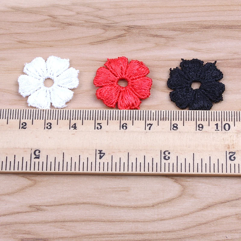 Кружевная аппликация с белыми цветами 50 шт./лот