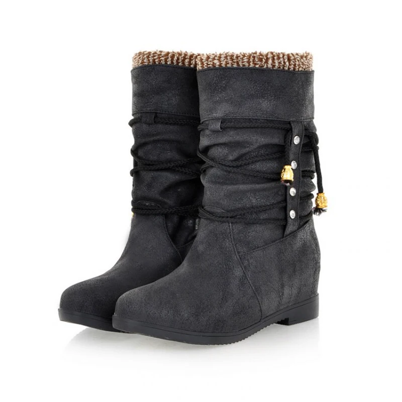 Женские ботинки с высоким берцем и перекрестными ремешками сезон осень зима