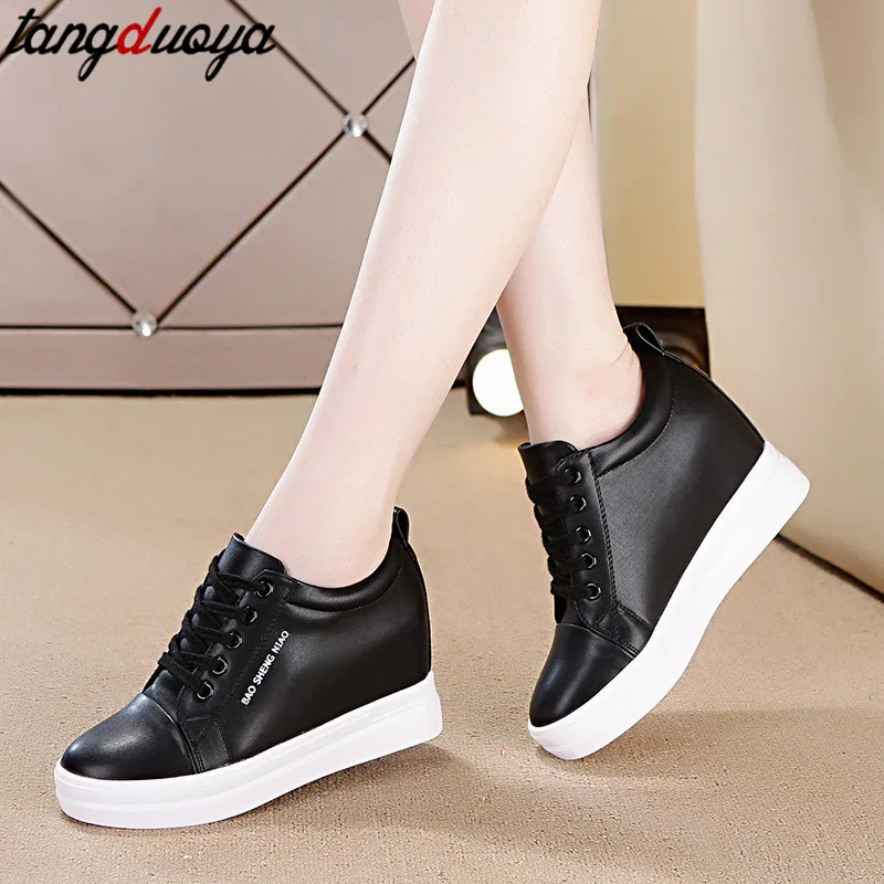 Белая повседневная обувь женская модная на платформе Женская Вулканизированная