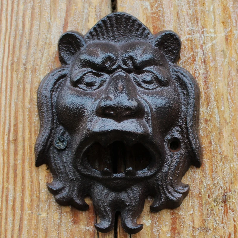 Lion Head  Wall Cast Iron Beer Bottle Opener European Vintage Home Bar Decor Wall Mounted Rustic Metal Animal Head Bottle Opener