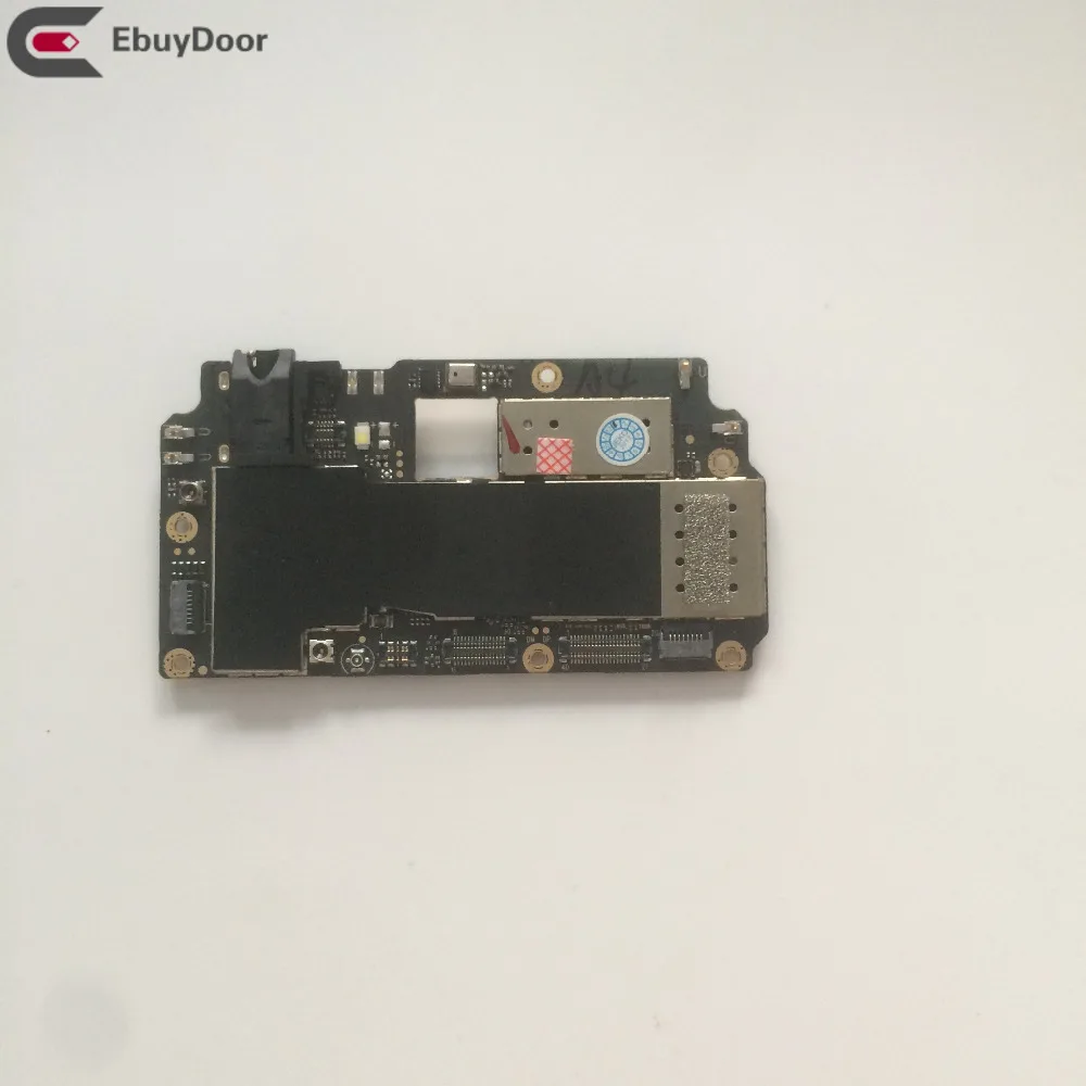 Используется плата 4 г Оперативная память + 64 Встроенная материнская для Blackview p2