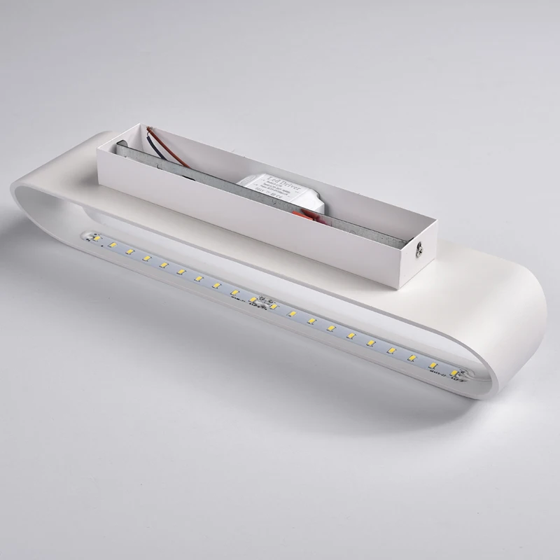 Простой современный светодиодный настенный светильник алюминиевый для ванной