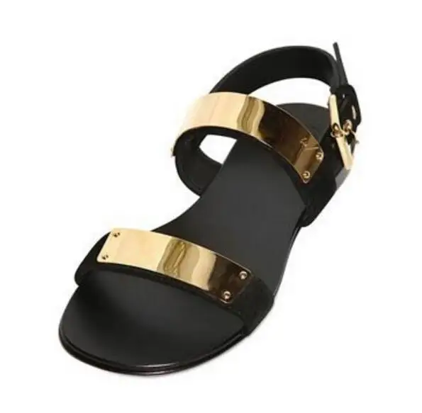 Сандалии мужские пляжные с заклепками плоская подошва кожаные босоножки