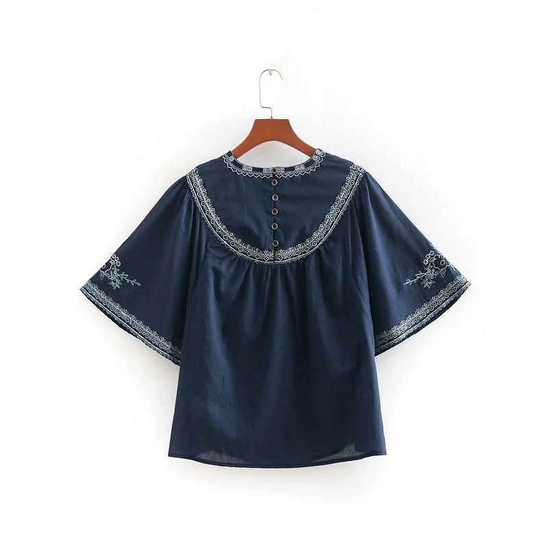 Wonder 2018 autumn vintage o neck embroidery pleat smock blouse shirt women back button casual femininas blusas retro pullover |
